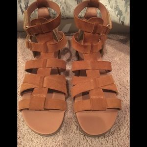 Steve Madden rust suede sandals